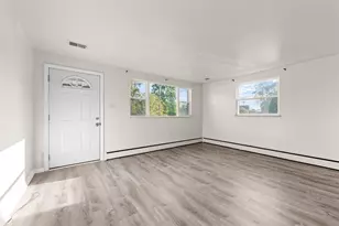 147 W Pennsylvania Ave, New Stanton, PA 15601 - Photo 4