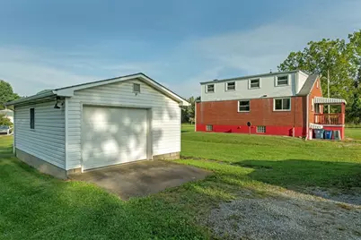 147 W Pennsylvania Avenue, New Stanton, PA 15601 - Photo 32