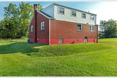 147 W Pennsylvania Avenue, New Stanton, PA 15601 - Photo 34