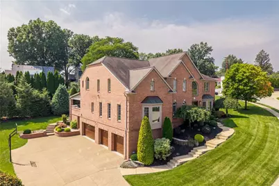 699 Country Club Drive, Pittsburgh, PA 15228 - Photo 2