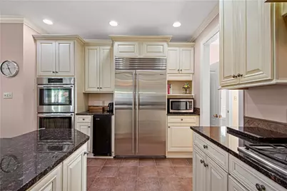 699 Country Club Drive, Pittsburgh, PA 15228 - Photo 20