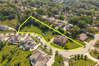 699 Country Club Drive, Pittsburgh, PA 15228 - Photo 4