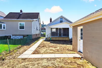 423 Franklin Ave, Canonsburg, PA 15317 - Photo 32