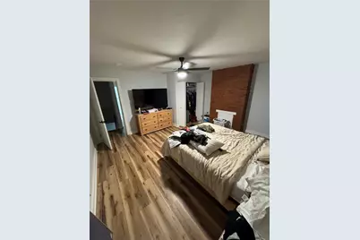 227 E 16th Ave #225, Homestead, PA 15120 - Photo 6