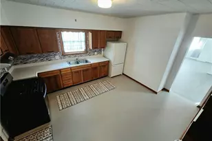201 Hickory St, Butler, PA 16001 - Photo 8