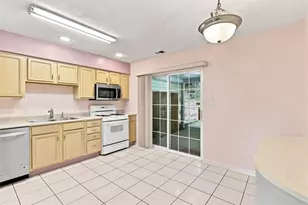 540 Newport Dr, Pittsburgh, PA 15235 - Photo 12
