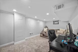 415 Jayson Ave, Pittsburgh, PA 15228 - Photo 20