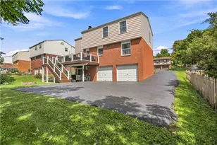 137 Windsor Dr, Hempfield Township, PA 15642 - Photo 26