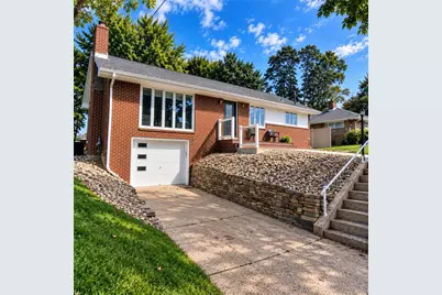 6 Greenview Dr, Robinson Twp, PA 15136 - Photo 2