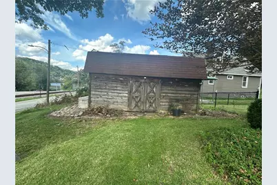 712 S 2nd Ave, Elizabeth Township-Boro, PA 15037 - Photo 4