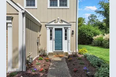 70 New London Lane, Oakmont, PA 15139 - Photo 1