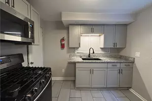 8181 Chaske St, Pittsburgh, PA 15147 - Photo 10