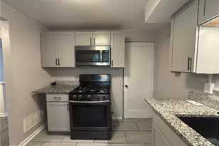 8181 Chaske St, Pittsburgh, PA 15147 - Photo 12