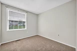 121 Pinehurst Dr, Freedom, PA 15042 - Photo 14