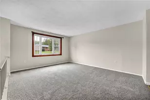 121 Pinehurst Dr, Freedom, PA 15042 - Photo 6