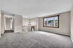 121 Pinehurst Dr, Freedom, PA 15042 - Photo 8