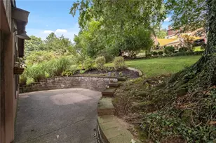 475 Salem Dr, Pittsburgh, PA 15243 - Photo 2