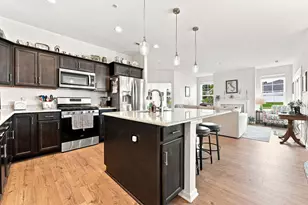 125 Village Ln, Union Township, PA 15332 - Photo 4