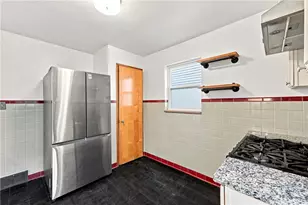2467 Woodward Ave, Pittsburgh, PA 15226 - Photo 12