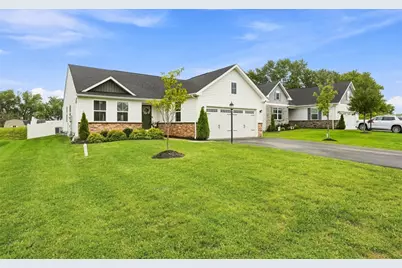 103 Armour Dr, Monroeville, PA 15146 - Photo 2