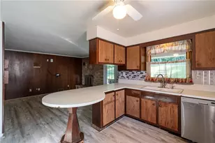480 Roosevelt Rd, Kilbuck Twp, PA 15237 - Photo 16