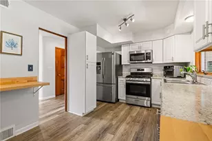 294 Hillcrest Cir, Ross Twp, PA 15237 - Photo 8