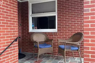 294 Hillcrest Cir, Ross Twp, PA 15237 - Photo 2