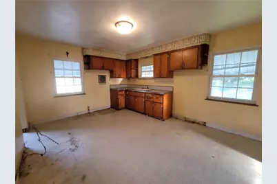 2634 Chambers St, Lower Burrell, PA 15068 - Photo 10