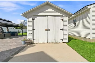 327 E Spring, Zelienople, PA 16063 - Photo 36