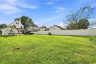 327 E Spring, Zelienople, PA 16063 - Photo 44