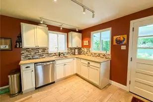 538 Marie Ave, Pittsburgh, PA 15202 - Photo 12