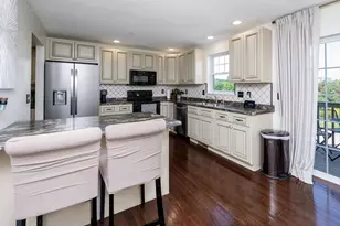 211 Spring Blossom Cir, Chippewa Township, PA 15010 - Photo 6