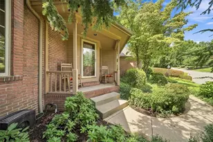 114 Hidden Valley Ct, Ohio Township, PA 15143 - Photo 1