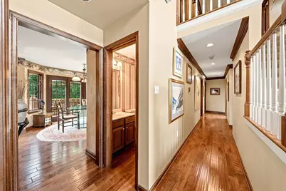 114 Hidden Valley Ct, Ohio Township, PA 15143 - Photo 6