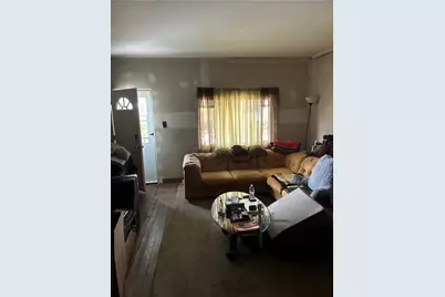 3228 West St, West Mifflin, PA 15122 - Photo 2