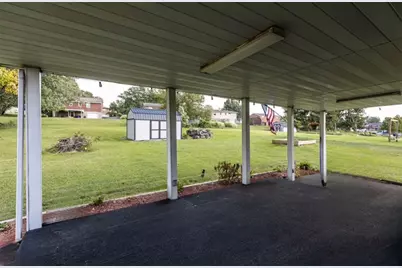 223 Crescent Dr, Hempfield Township, PA 15601 - Photo 14
