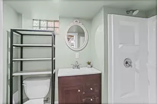 2204 Hazeldell St, Pittsburgh, PA 15210 - Photo 32