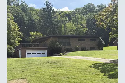 311 Whitetail Ln, Hempfield Township, PA 15601 - Photo 1
