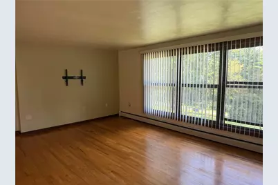 311 Whitetail Ln, Hempfield Township, PA 15601 - Photo 10