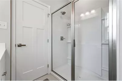 4010 Crown Dr, South Park, PA 15129 - Photo 22