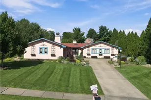 1803 S Villa Dr, Pittsburgh, PA 15044 - Photo 2