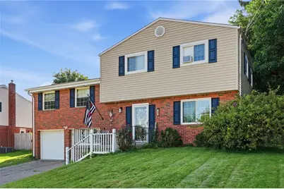 107 Dover Drive, Coraopolis, PA 15108 - Photo 2