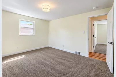 707 Riehl Dr, Pittsburgh, PA 15234 - Photo 22