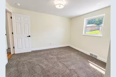 707 Riehl Dr, Pittsburgh, PA 15234 - Photo 28