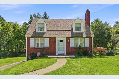320 McIntyre Road, Ross Twp, PA 15237 - Photo 2