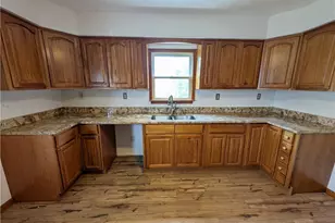 329 Barnard Rd, Deemston Boro, PA 15333 - Photo 10