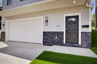 223 Wilbert St, Pittsburgh, PA 15211 - Photo 32