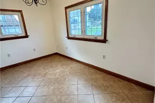 606 S 5th St, Youngwood, PA 15697 - Photo 10