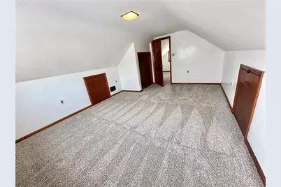 606 S 5th St, Youngwood, PA 15697 - Photo 24