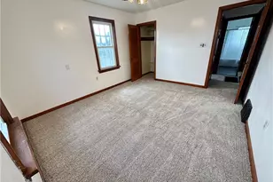 606 S 5th St, Youngwood, PA 15697 - Photo 12